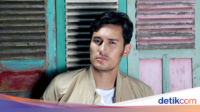 Cerita Lain Arifin Putra Pindah dari Sinetron ke Layar Lebar