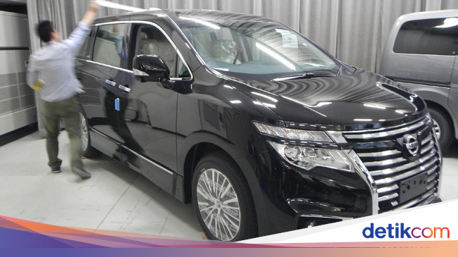 Ini Tuntutan Konsumen Nissan Elgrand yang  Tidak  Dilengkapi 