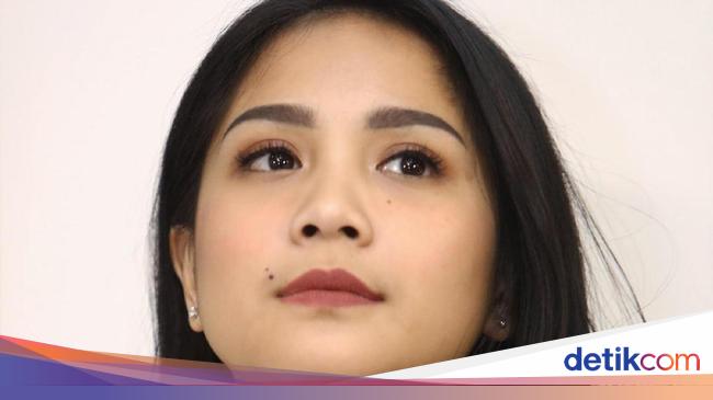Nagita Slavina Rilis Single Ku Jaga Takdirku Netizen Baper