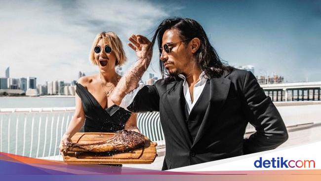 Chef Turki yang Viral Ini Berhasil Menabur Garam di Atas Beefsteak ...