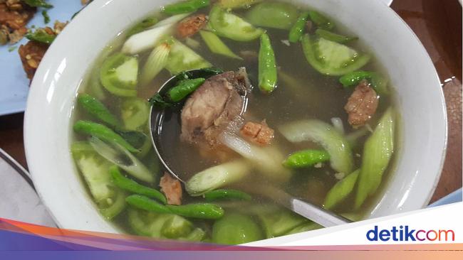 Rm Taman Taktakan Segarnya Sup Ikan Kuwe Dan Tempe Penyet Yang Menyengat