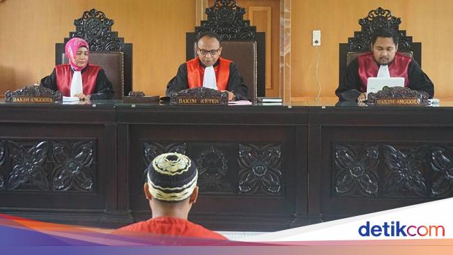 Penerapan Hukum Pidana Yang Berlebihan Penerapan Hukum Pidana Yang Berlebihan