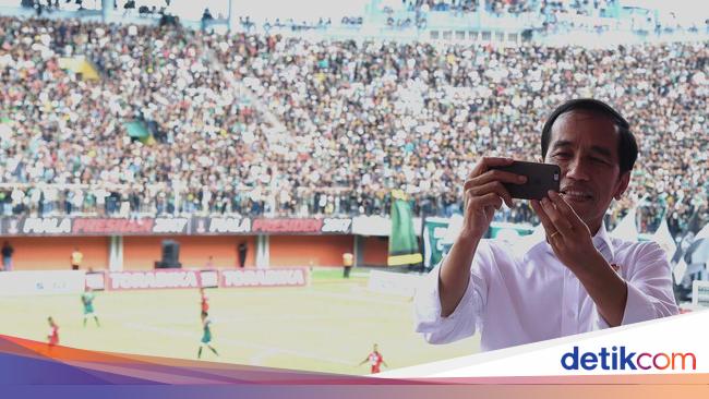 Jokowi Tonton Langsung Final Piala Presiden Jokowi Tonton Langsung Final Piala Presiden