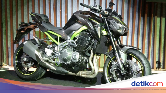 Harga Kawasaki Z900 Lebih Mahal Rp 13 Juta Dari Z800