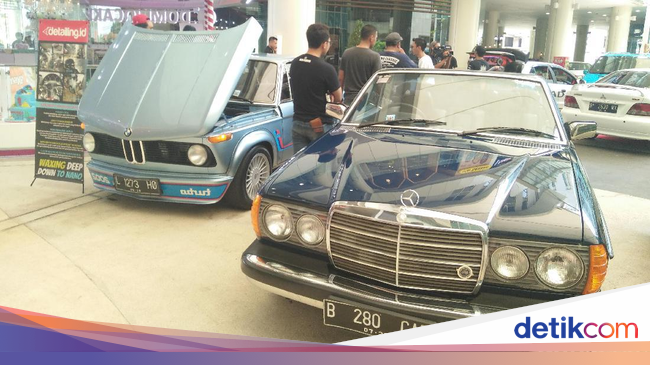 Restorasi Mercy 280 CE Atap Terbuka Ini Telan Biaya Rp 300 Restorasi Mercy 280 CE Atap Terbuka Ini Telan Biaya Rp 300