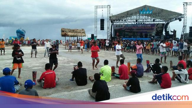 Meriah Begini Persiapan Karnaval Budaya And Sidang Sinode Di Raja Ampat