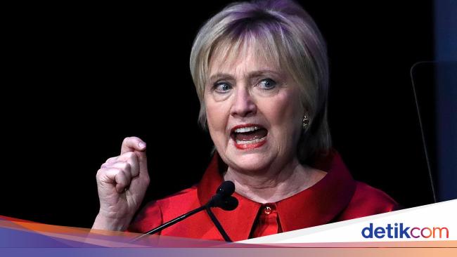 Former US Minister of Foreign Affairs Hillary Clinton Mocks Vladimir Putin and Discusses NATO’s Increasing Membership