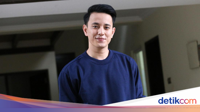 Dulu Cuma Mikir Angpao, Billy Davidson Kini Paham Arti Dulu Cuma Mikir Angpao, Billy Davidson Kini Paham Arti