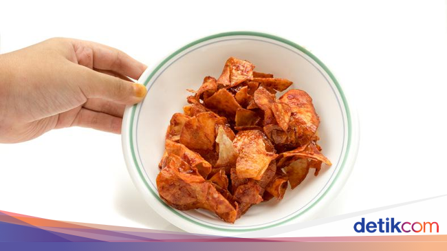 Pedas Gurih Keripik  Singkong Balado  Bisa Dibuat dengan 4 