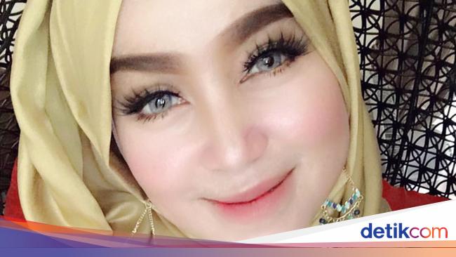 Foto Hijab Ala Marlina Dokter Cantik Bekasi Yang Populer Di Instagram