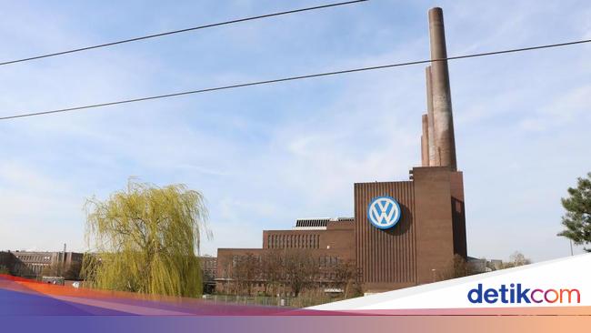 Mobil China Serbu Eropa, VW Pertimbangkan Tutup Pabrik di Jerman