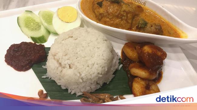 Papparich Sedap Mengenyangkan Nasi Lemak Berlauk Kari Ayam Dan Sambal Goreng Udang