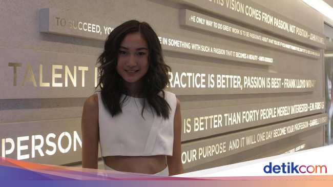 Pertamakali Warnai Rambut, Ayu Gani Lebih Teliti Pilih  Pertamakali Warnai Rambut, Ayu Gani Lebih Teliti Pilih