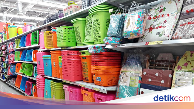 Baju Rapi dengan Promo Keranjang Pakaian di Transmart Baju Rapi dengan Promo Keranjang Pakaian di Transmart