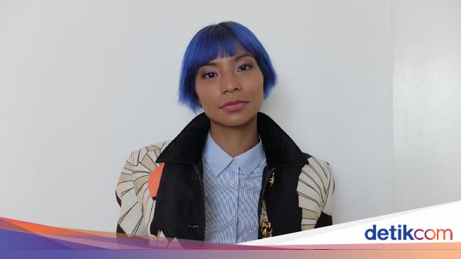 Shareefa Daanish Bagi Tips Rawat Rambut Yang Dicat Warna Terang