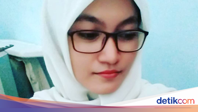 Kisah Guru Cantik Berhijab di Sumba, Jalan 4 Jam Hingga 