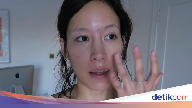 Foto Wajah  Cantik  Beauty Vlogger Asia  Menerapkan 10 