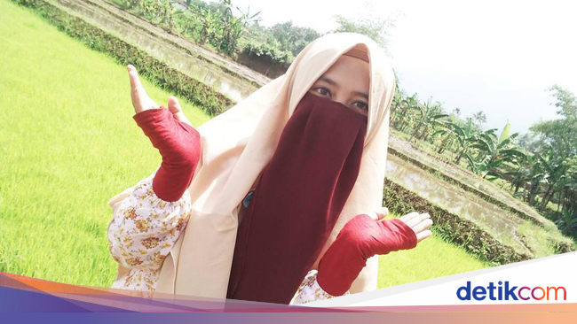 Model Jilbab Bercadar