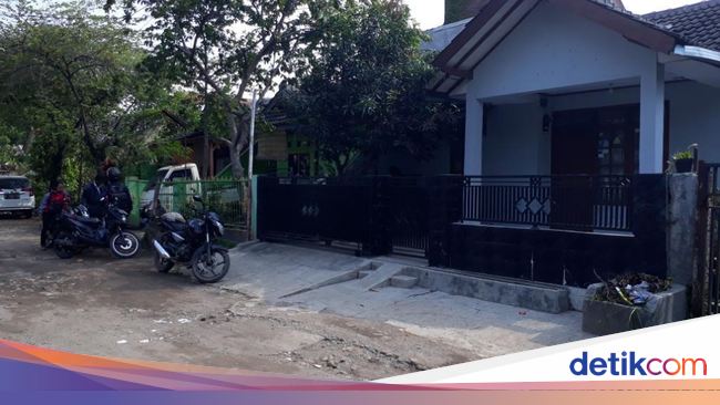 Keluarga Praka Yudha ke Malang dan Gombong, Rumah di 