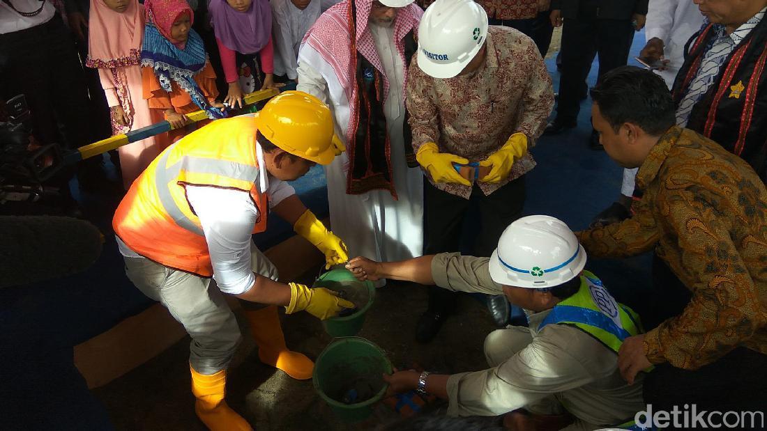 Menristekdikti Letakkan Batu Pertama Pembangunan Gedung Baru Unsyiah