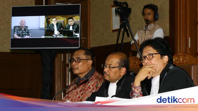 Eks Penyidik Ungkap Kendala KPK Sempat Gagal Bawa Pulang Paulus Tannos ke RI