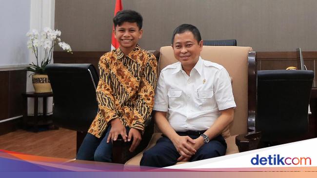 Begini Cara Naufal Raziq Bikin Listrik Dari Pohon Kedondong