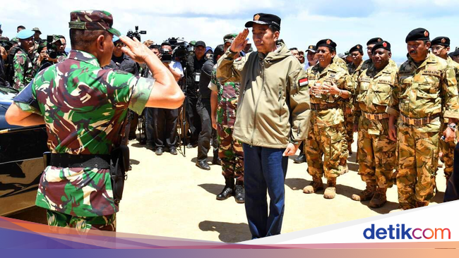 TNI Nobar G30S/PKI, Jokowi: Nonton Film Sejarah Itu Penting