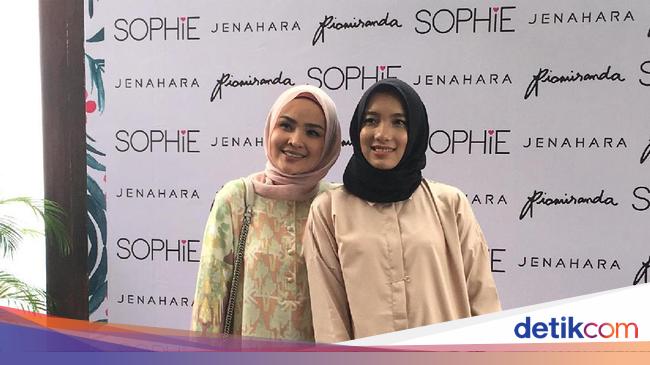 Ria Miranda Dan Jenahara Rilis Koleksi Baju Lebaran Mulai Rp 200 Ribuan