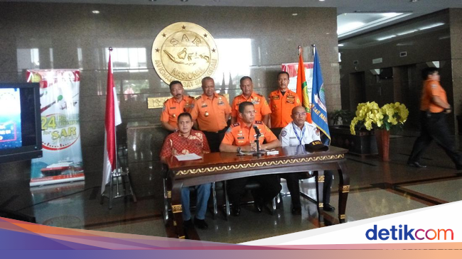 192 Penumpang Selamat Terjun ke Laut Saat KM Mutiara Terbakar