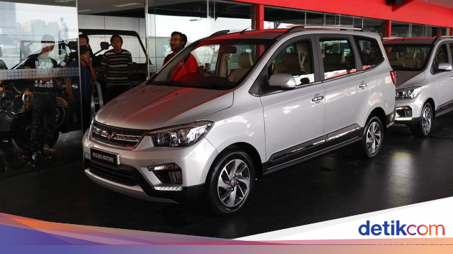  Jalan  jalan  dengan Wuling Confero S Lawan Baru Avanza  Cs