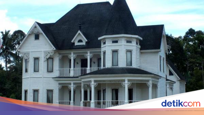 Bukan Eropa Rumah  Barbie  Ada di Sumatera Barat