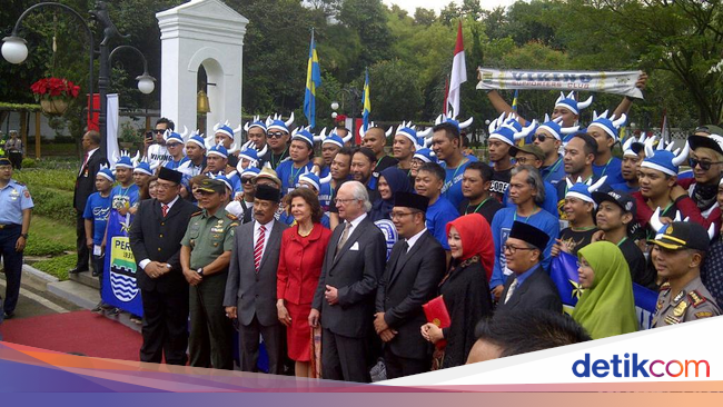 Begini Momen Foto Bareng Raja Swedia dan Viking Persib