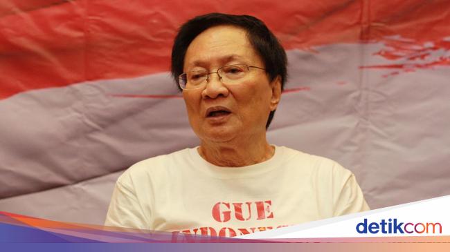 Tan Joe Hok, Pebulutangkis Pertama RI Juara All England &amp; Asian Games