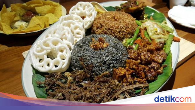 5 Restoran di Kemang Ini Sajikan Nasi Komplet Tradisional 