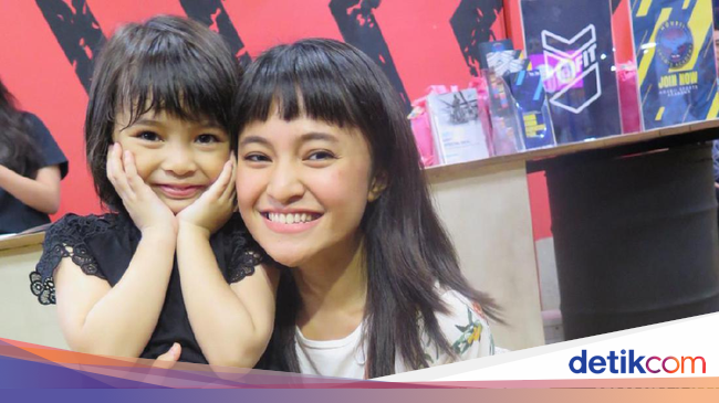 Cute, Rambut Kembaran Marshanda dan Sienna