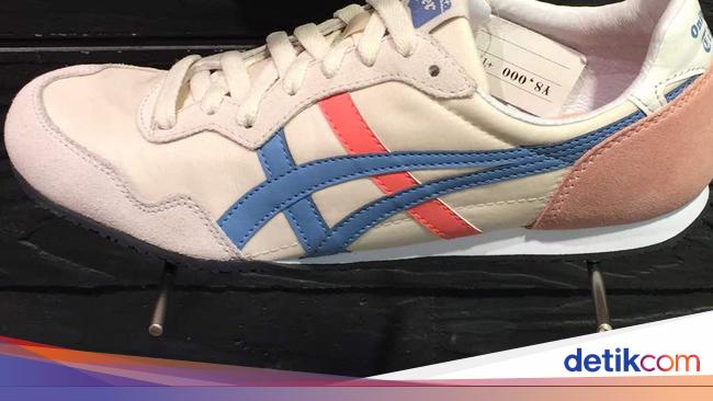 Sepatu asics hotsell onitsuka tiger