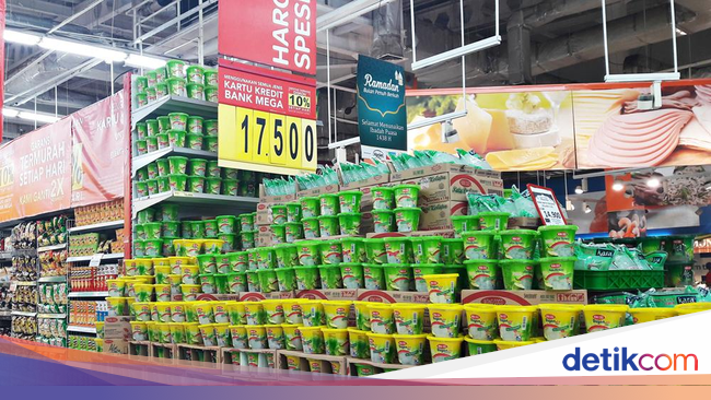 Bertukar Makanan Sebagai Tradisi Lebaran Bersama Transmart 