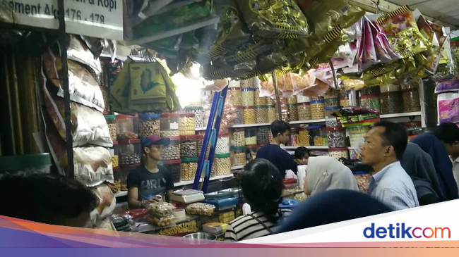 Berburu Kue Kering Lebaran Mulai Rp 50.000/Kg di Pasar 