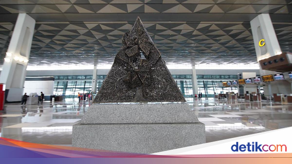 28 Patung Karya Nyoman Nuarta Dipajang di Bandara Soetta