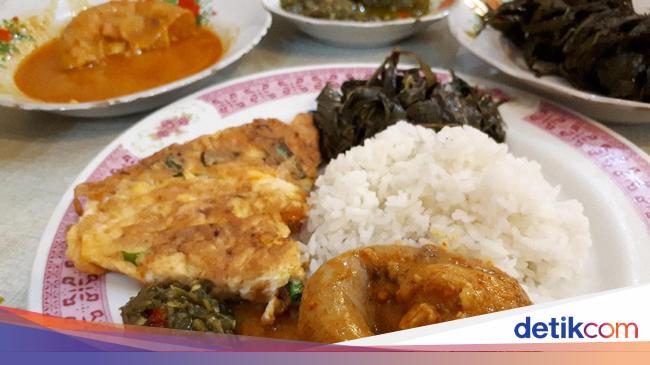 Sabana Nasi Kapau: Lamak Nian! Gulai Tambusu dan Dendeng 