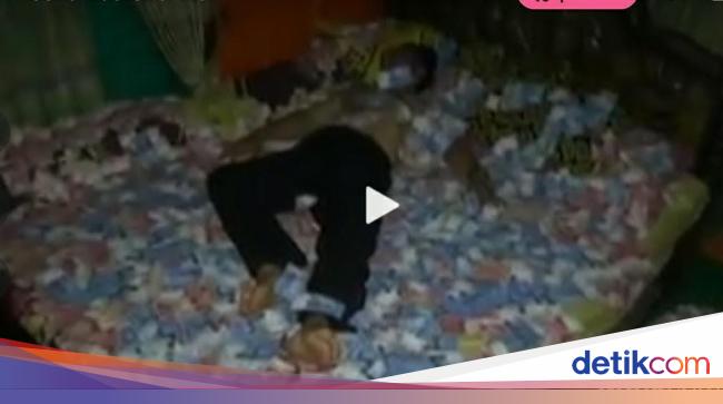 Anggotanya Tidur Bertabur Uang Ini Kata Asosiasi Kepala Anggotanya Tidur Bertabur Uang Ini Kata Asosiasi Kepala