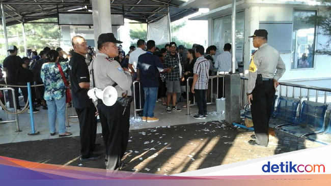 4 766 Wisatawan ke Kepulauan Seribu Menyeberang dari Muara 4 766 Wisatawan ke Kepulauan Seribu Menyeberang dari Muara