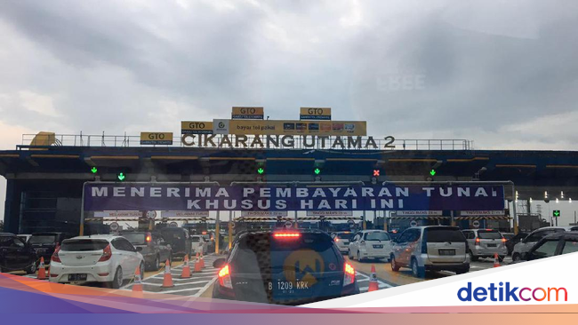 Puncak Arus Balik Libur Panjang di Tol Cikampek Hari Ini