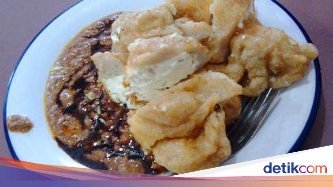 Kalau ke Bandung Wajib Jajan Batagor Enak di 5 Tempat Ini Kalau ke Bandung Wajib Jajan Batagor Enak di 5 Tempat Ini