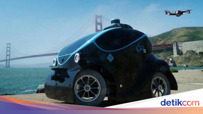 Polisi Dubai Pakai Mobil Mungil untuk Patroli