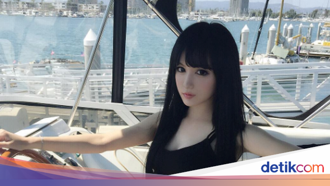 Cantik Bak Boneka Gadis Ini Melejit di Instagram Cantik Bak Boneka Gadis Ini Melejit di Instagram