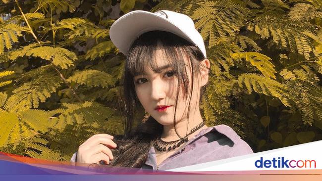  Foto  10 Wanita Cantik Ini Dijuluki Boneka  Hidup di  Dunia  