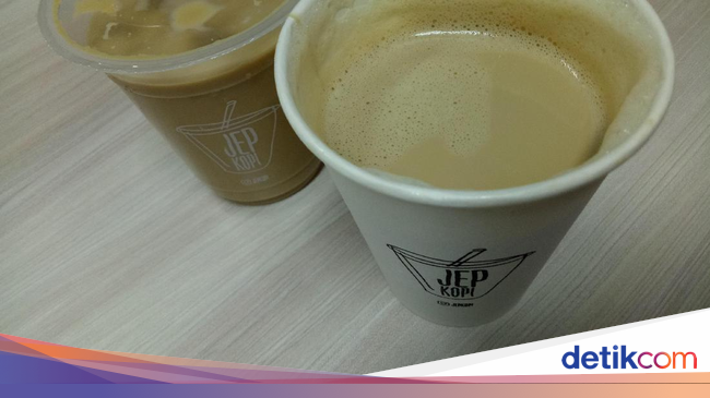  Kopi  Susu  Hangat Juga Ada di Kedai Kopi  Kekinian Mana 