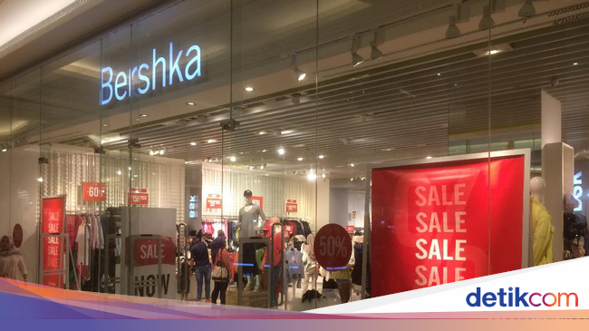 Bershka Diskon Hingga 50%, Jeans dan Kemeja Mulai dari Rp 