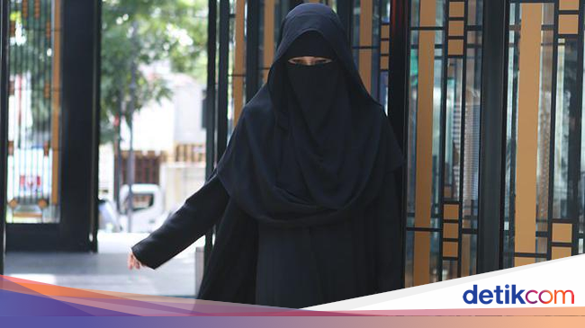 Ini Hal hal yang Hanya Dialami oleh Wanita  Bercadar 